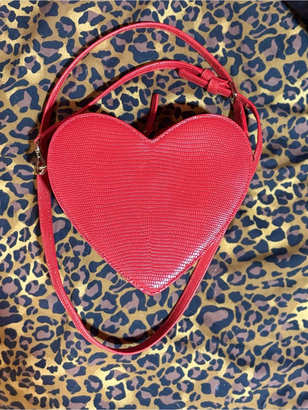 kate spade “secret admirer” Red Heart-Shaped Crossbody Bag